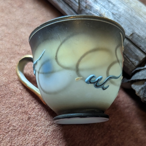Hand Painted Emerson China Dragon Ware Tea Cup - Picture 7 of 10
